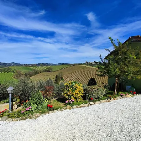 Tuscany Hills La Veduta アパート チェルタルド
